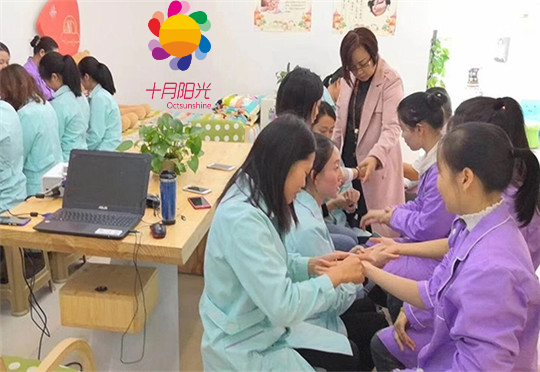 北京靠谱小儿推拿培训机构推荐，零基础可学