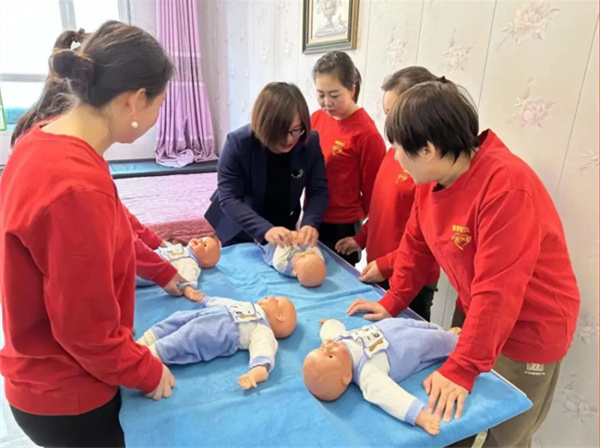 深圳我爱我妻月嫂公司提供的育儿嫂服务怎么样呢？