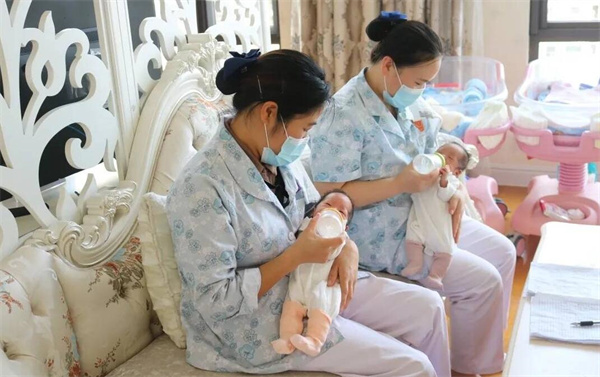 2025北京月嫂薪资调查报告：平均18000元/月