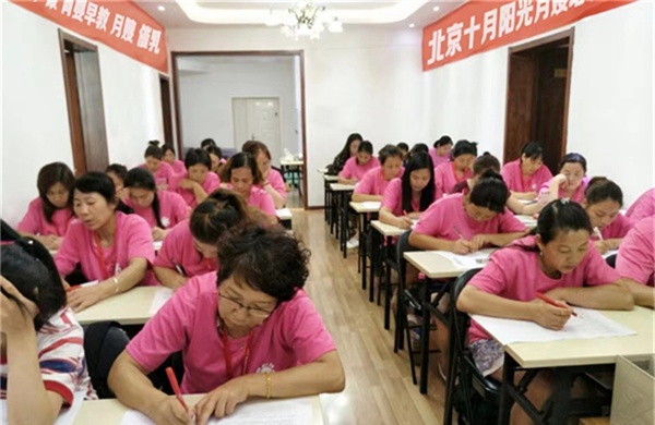 2025月嫂培训周期真相：低于这个时长的要警惕