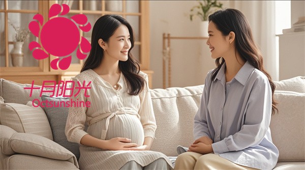 对月嫂进行面试.jpg