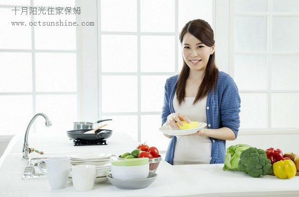 保姆一个月要多少钱