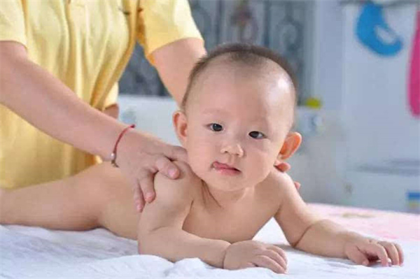 找专业月嫂、育儿嫂和保姆等家政员为什么那么难 - 家政服务需要成为一个受尊重的工种