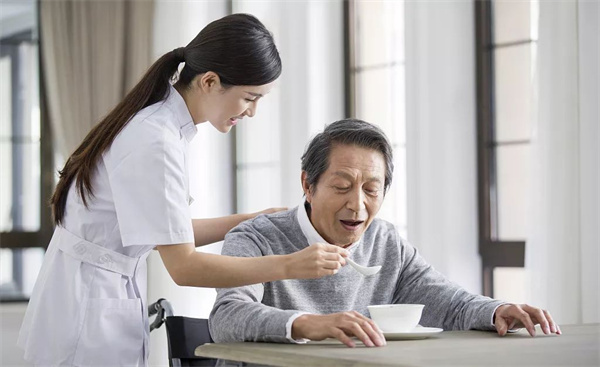 一年频繁换几十个保姆阿姨的雇主，都有如下几个特点