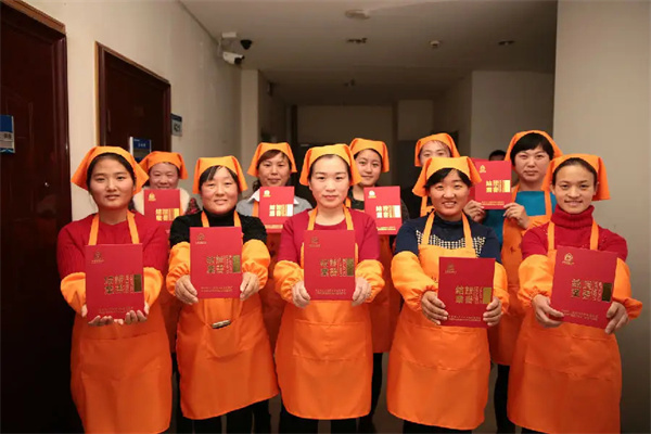 北京金童培训学校的催乳师培训班师资力量怎么样？