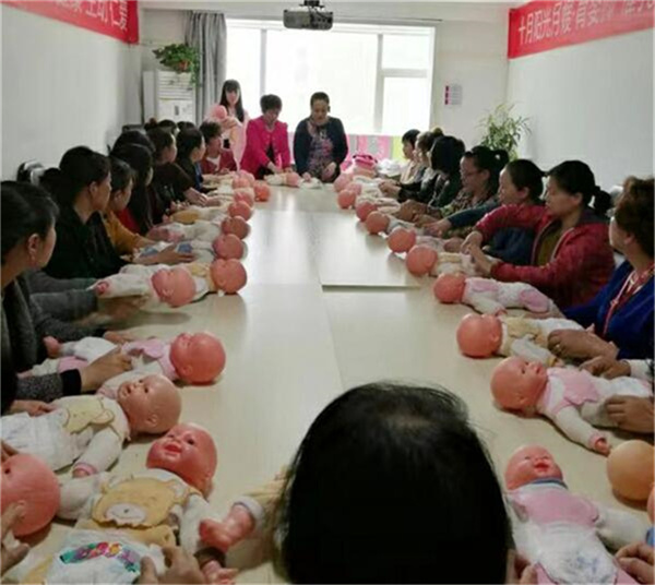 上海月嫂培训哪家强？全面评测指南